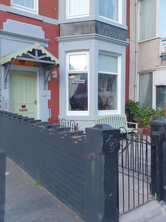 J'S Mayfair Guest House Blackpool Exterior foto
