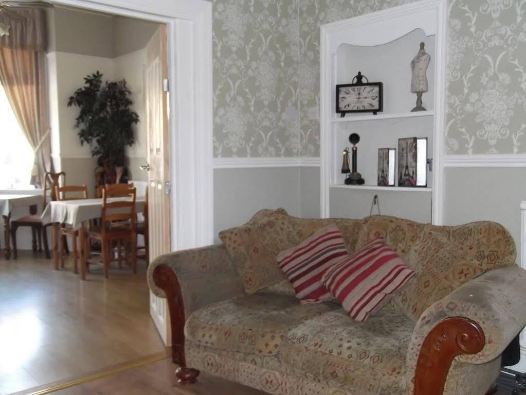 J'S Mayfair Guest House Blackpool Exterior foto