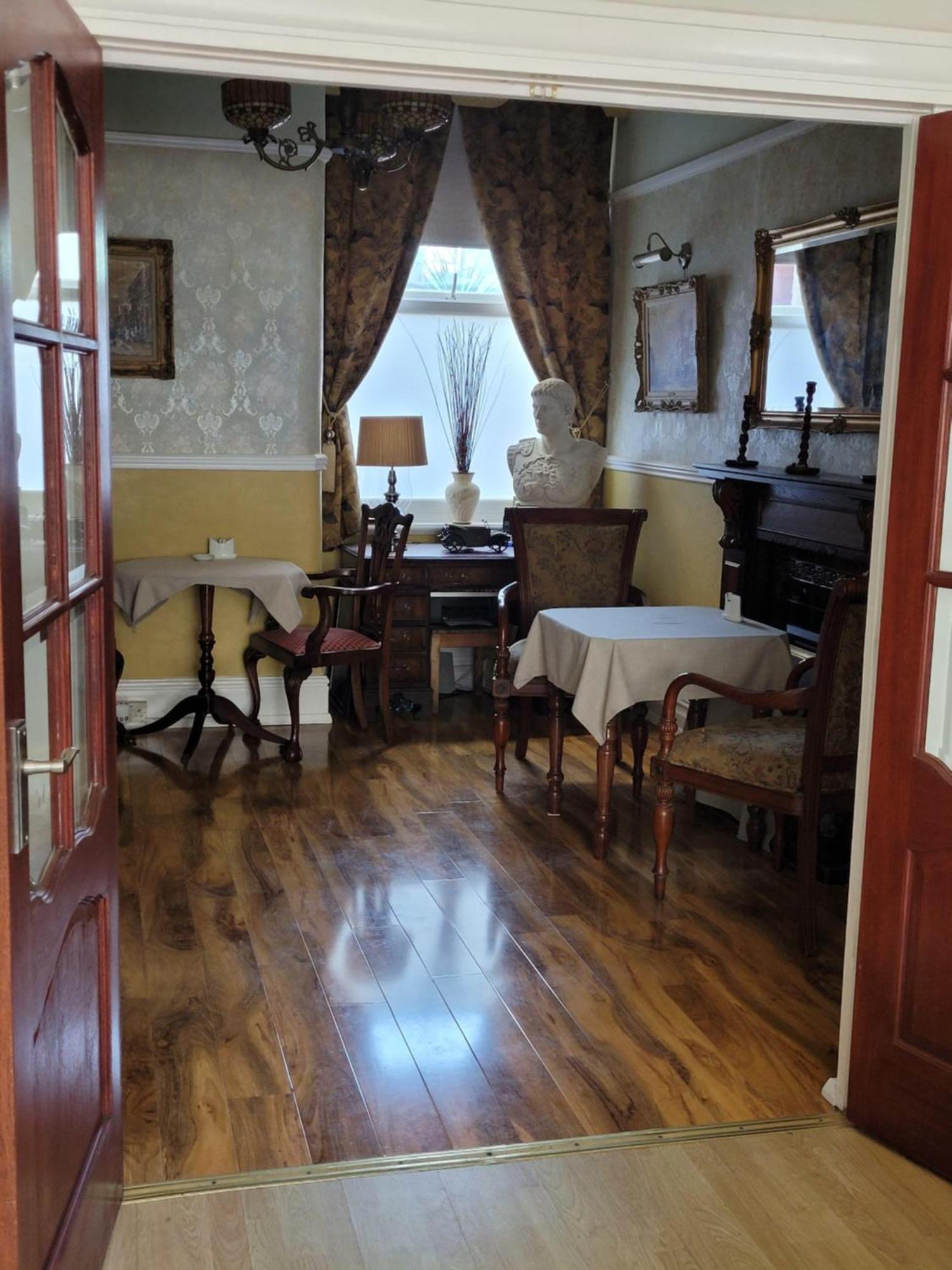J'S Mayfair Guest House Blackpool Exterior foto
