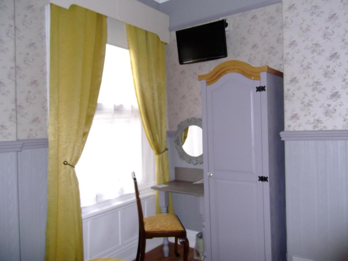 J'S Mayfair Guest House Blackpool Exterior foto